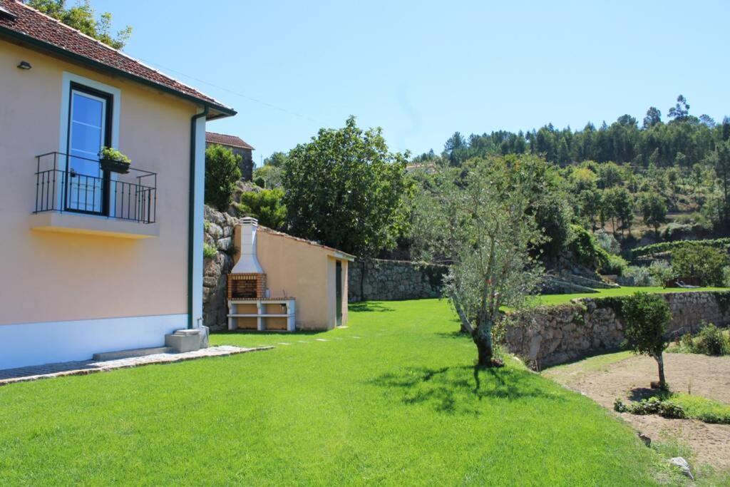 Casa De Campo - Cinfaes Do Douro Exterior photo